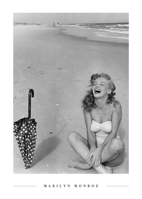 Marilyn Monroe at the beach - Plakat